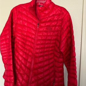 The North Face Quilted Jacket size L Holiday Red